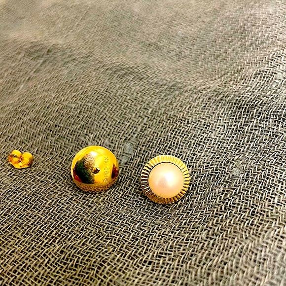 PBD Peter Brams Design 14K Solid Yellow Gold Pearl Pierced Earrings - Picture 3 of 8